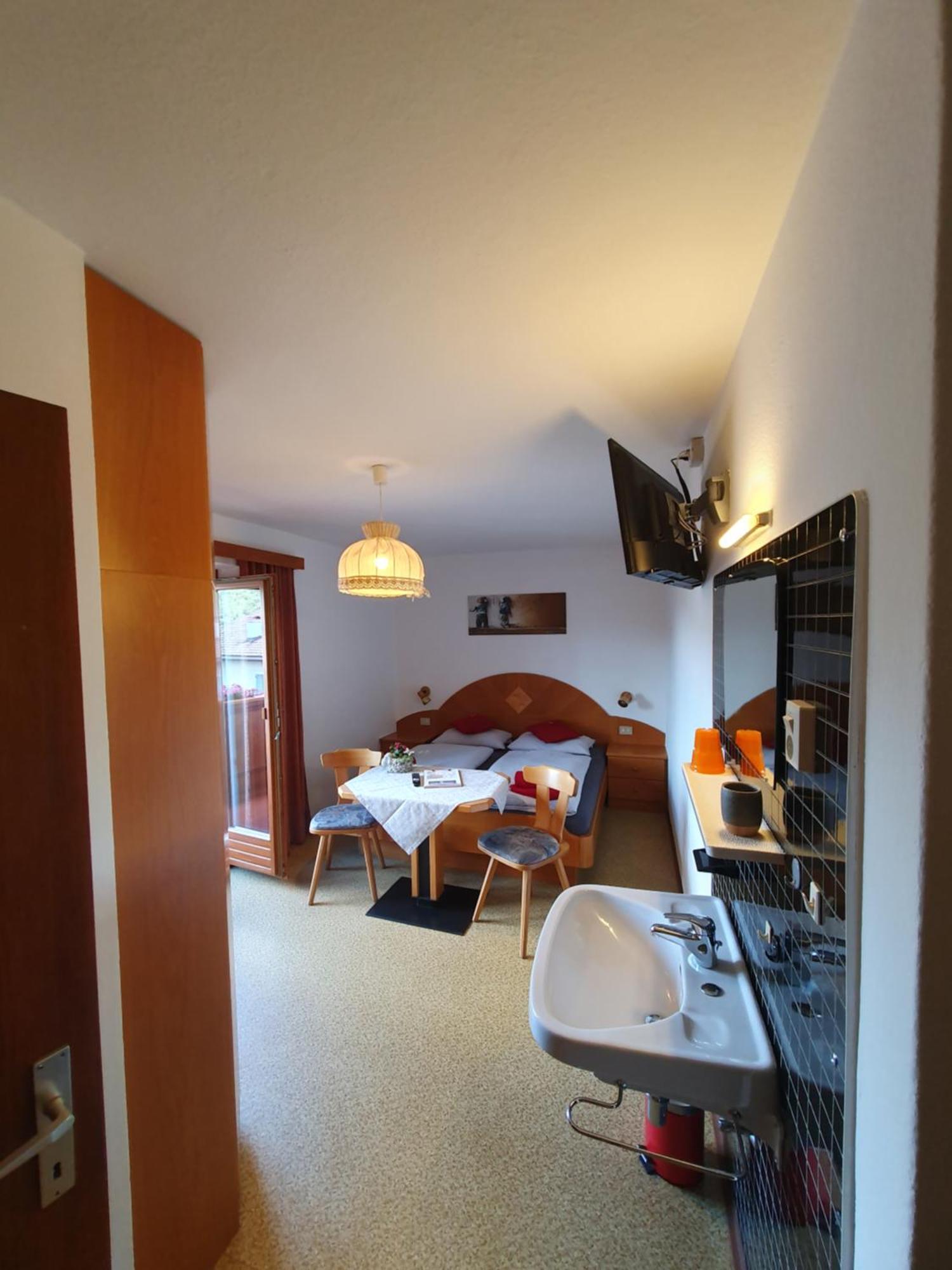 B&B Garni Lantschner Кастельротто Экстерьер фото